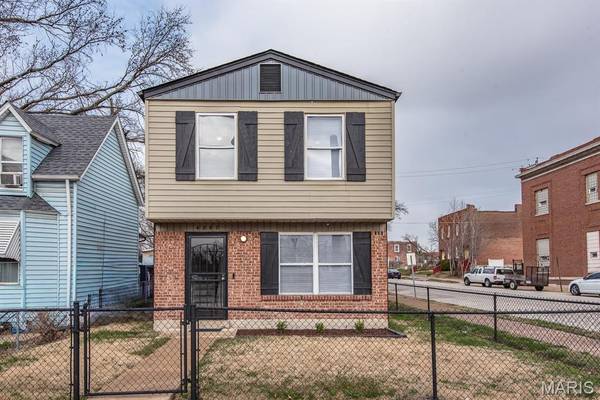 4267 Fair AVE, St Louis, MO 63115