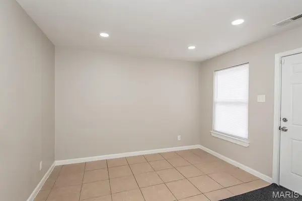 4267 Fair AVE, St Louis, MO 63115