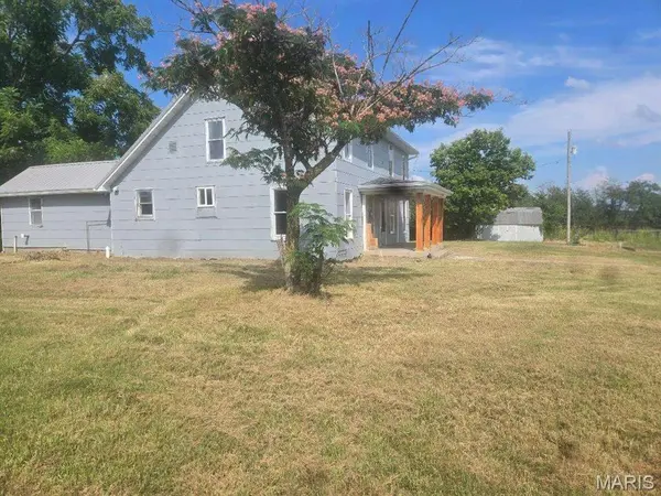 6421 Knernschield RD, Russelville, MO 65074
