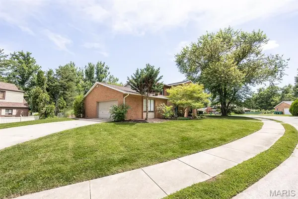 914 Reiss RD, O'fallon, IL 62269