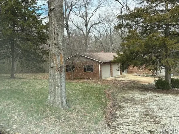 430 Wilderness TRL, Labadie, MO 63055