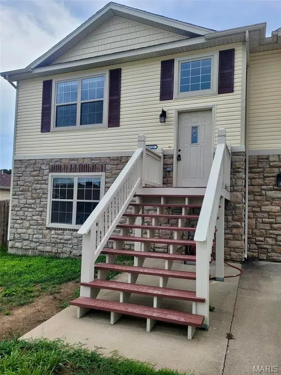 16233 Hershey RD, St Robert, MO 65584
