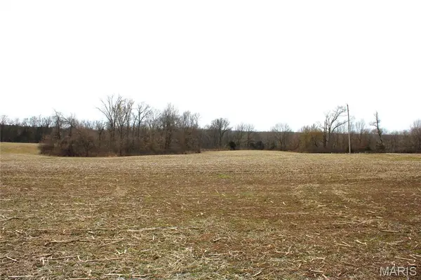 5 Monroe Road 875, Paris, MO 65275