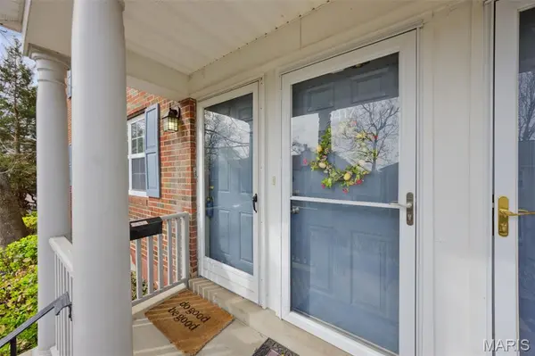 1419 Bluebird TER, St Louis, MO 63144
