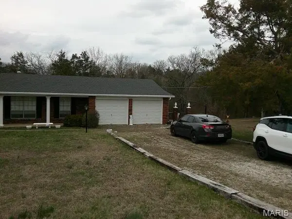 1559 Berry Dairy RD, De Soto, MO 63020