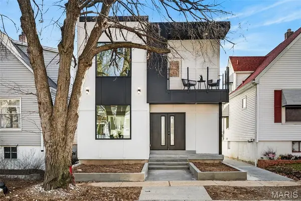 4140 Burgen AVE, St Louis, MO 63116