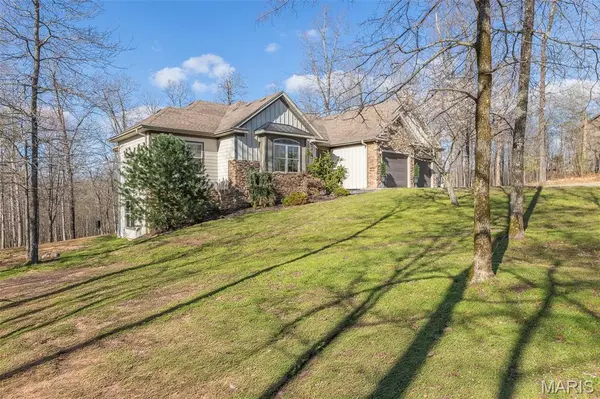 224 Timber Way DR, Poplar Bluff, MO 63901