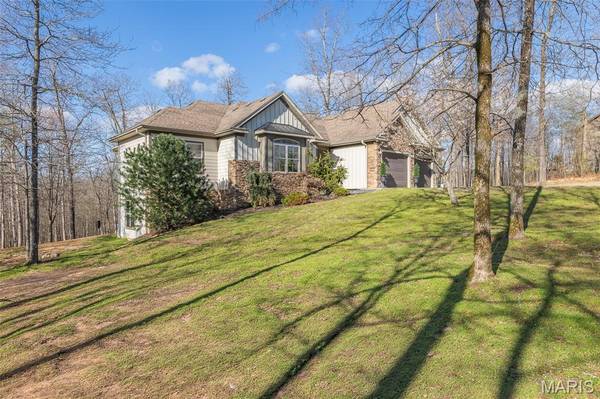 224 Timber Way DR, Poplar Bluff, MO 63901