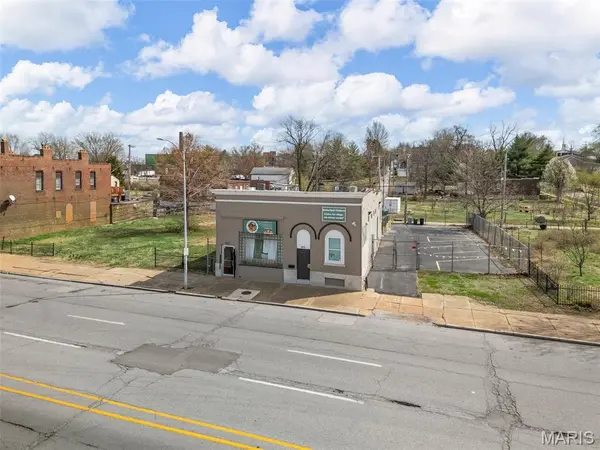 8212 Alabama AVE, St Louis, MO 63111