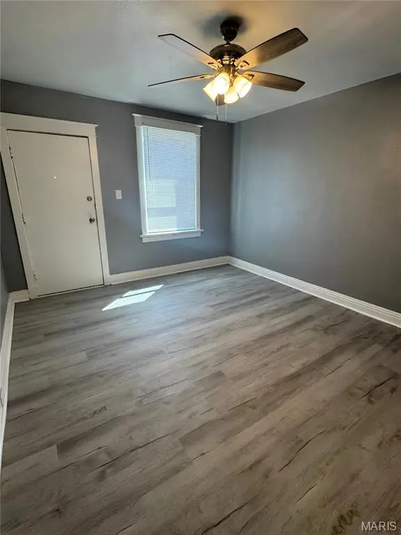 919 S Boyle AVE, St Louis, MO 63110