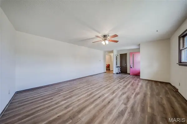 402 Locust ST, Cuba, MO 65453