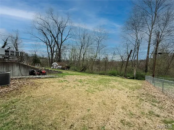 4118 E Donaldson DR, St Louis, MO 63129