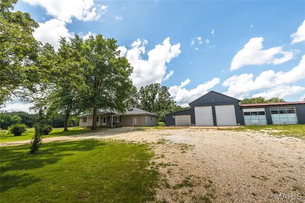 13515 County Road 2190, Rolla, MO 65401