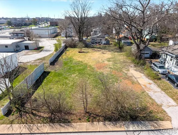 2647 Helen AVE, St Louis, MO 63144