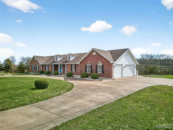 16310 Sugar Pine CT, Wright City, MO 63390