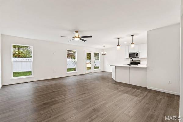 447 Klenke Valley DR, Union, MO 63084