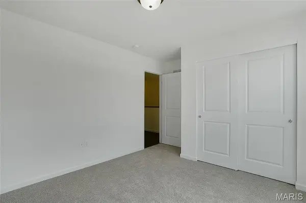 431 Yellow Rose CT, Wentzville, MO 63385