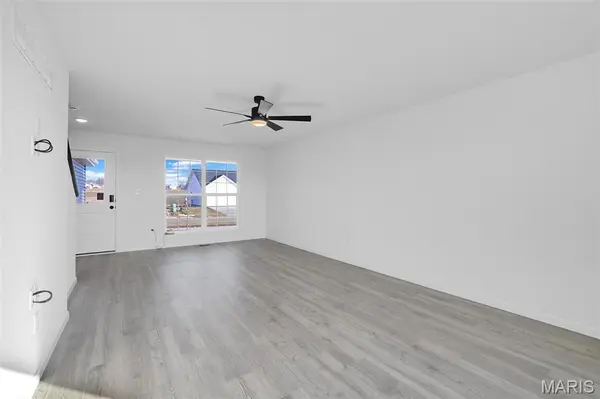 1026 Franklin CT, Sullivan, MO 63080