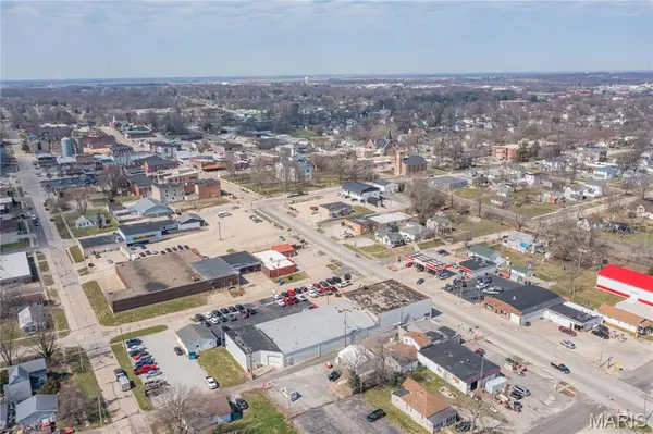 204 W Gallatin ST, Vandalia, IL 62471