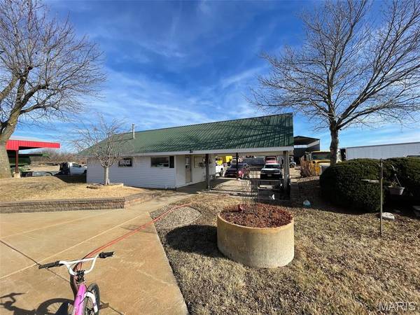 4720 Aubuchon RD #500, Hazelwood, MO 63042