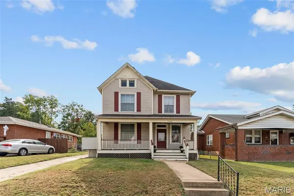 7038 Pernod AVE, St Louis, MO 63139
