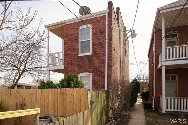 708 Ann AVE #R, St Louis, MO 63104