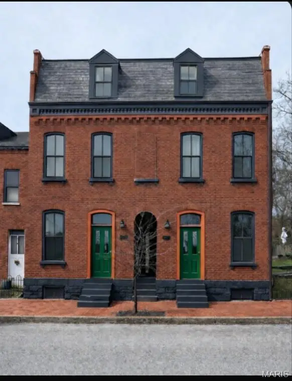 1911 11th st #B, St Louis, MO 63104