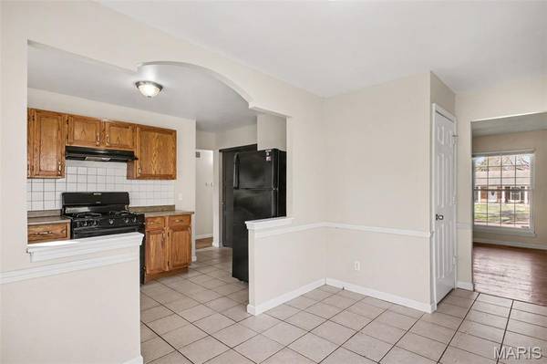 11786 Macrinus DR, Florissant, MO 63033