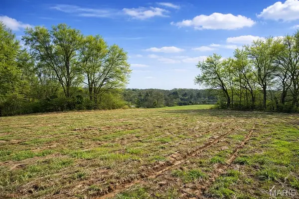 5 Old Highway 100, Washington, MO 63090
