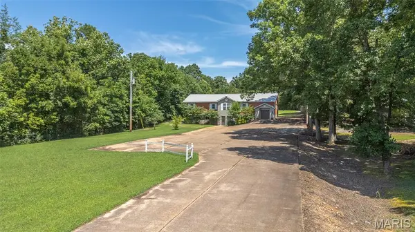 2727 Barron RD, Poplar Bluff, MO 63901
