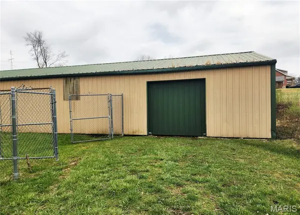 410 Springfield RD, Owensville, MO 65066