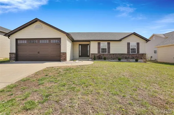 22 Colonial Creek CT, Wentzville, MO 63385
