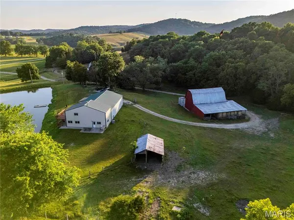 161 Van Booven LN, Hermann, MO 65041