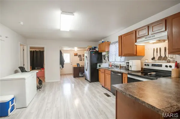 1005 N Lafayette ST, Doniphan, MO 63935