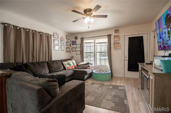 1005 N Lafayette ST, Doniphan, MO 63935