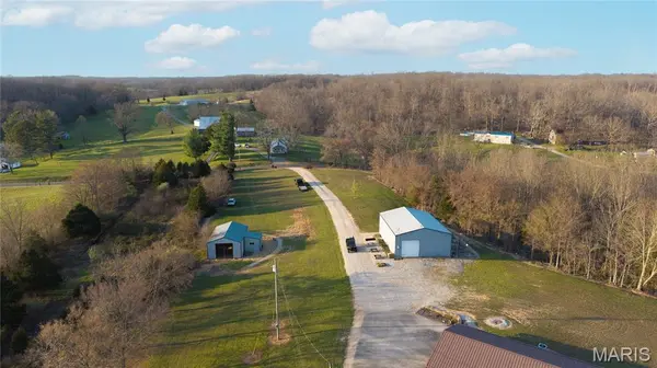 4311 County Road 379, Whitewater, MO 63785