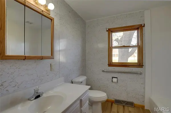 1106 W Main Street, Kahoka, MO 63445