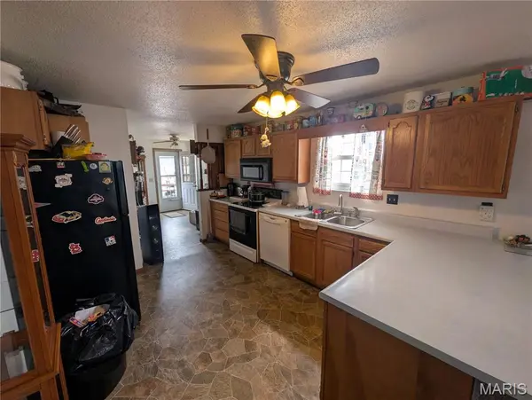 112 Virginia ST, East Alton, IL 62024