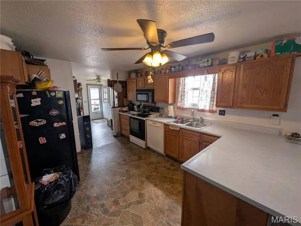 112 Virginia ST, East Alton, IL 62024