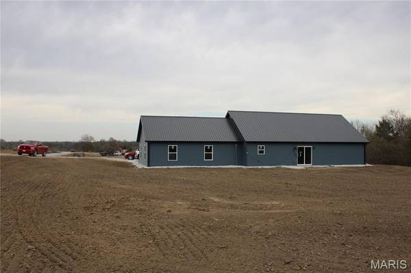 53354 Highway HH, Hannibal, MO 63401