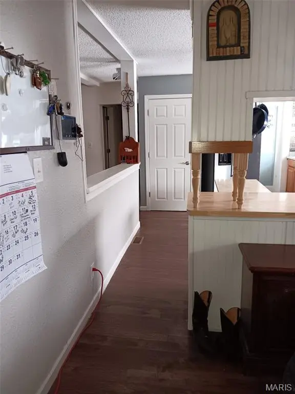 8191 State Road Bb, Hillsboro, MO 63050