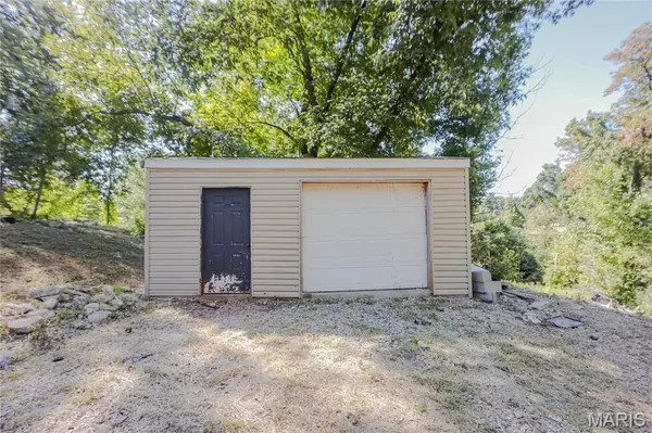 7751 N Illinois ST, Caseyville, IL 62232