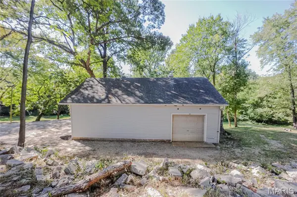 7745 N Illinois ST, Caseyville, IL 62232