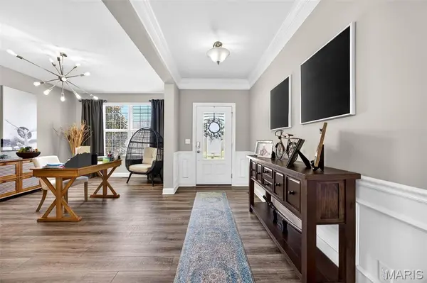 2648 Preston Woods TRL, Lake St Louis, MO 63367