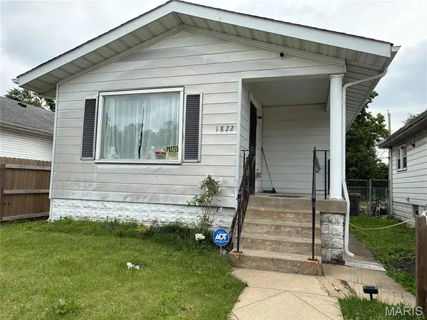 1822 Gaty AVE, East St Louis, IL 62205