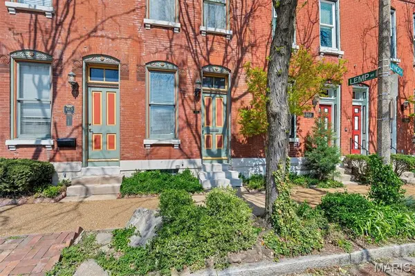 1911 Lynch ST, St Louis, MO 63118