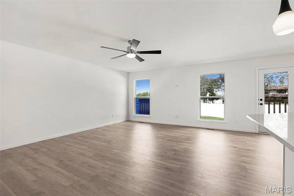 43 Fairmount Grove DR, St Peters, MO 63376