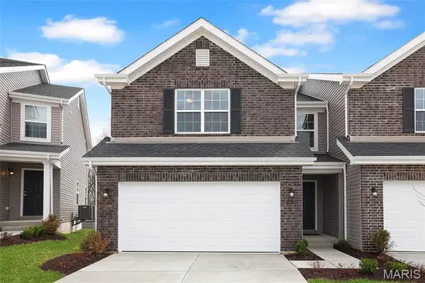 14 Fairmount Grove DR, St Peters, MO 63376