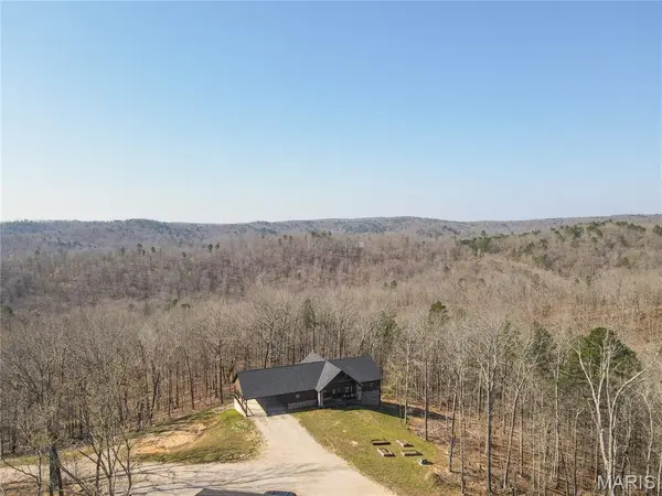 422 Pea Vine RD, Van Buren, MO 63965