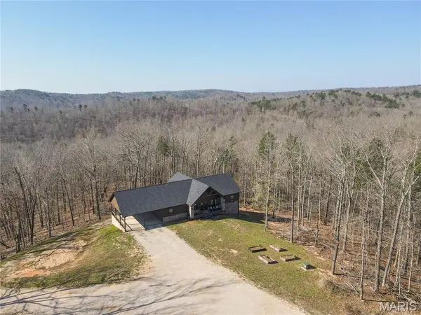 422 Pea Vine RD, Van Buren, MO 63965